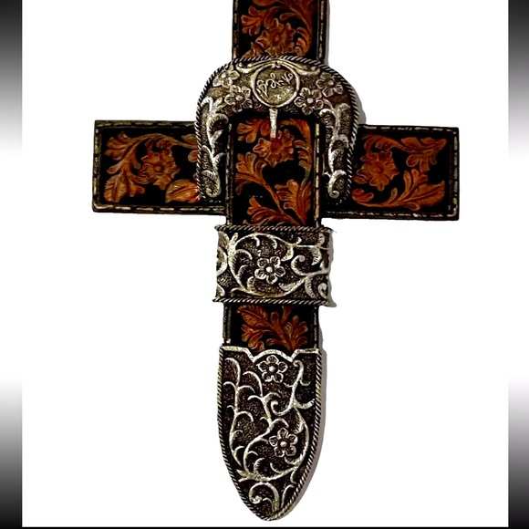 Rustic Cross Western 12" Ceramic Brown Black Belt Buckle Wall Decor - Picture 1 of 6